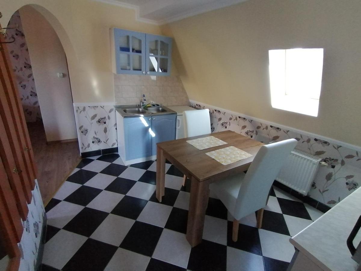 Magdalena Apartmanhaz Heviz Exterior photo