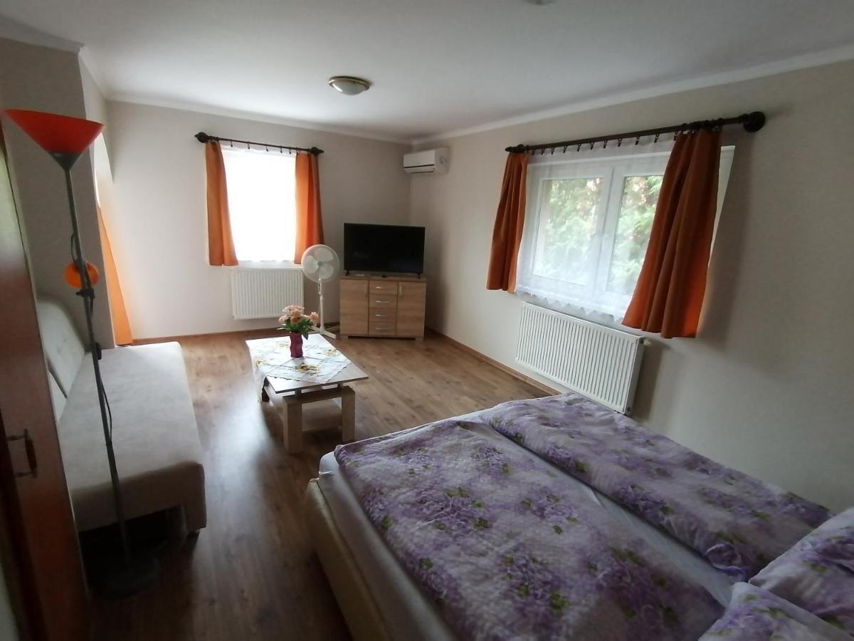 Magdalena Apartmanhaz Heviz Exterior photo
