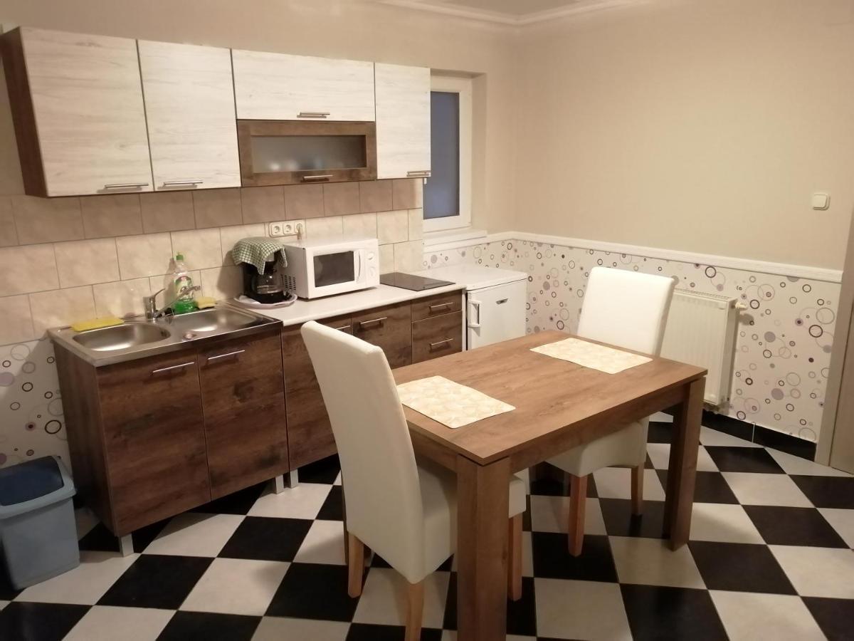 Magdalena Apartmanhaz Heviz Exterior photo