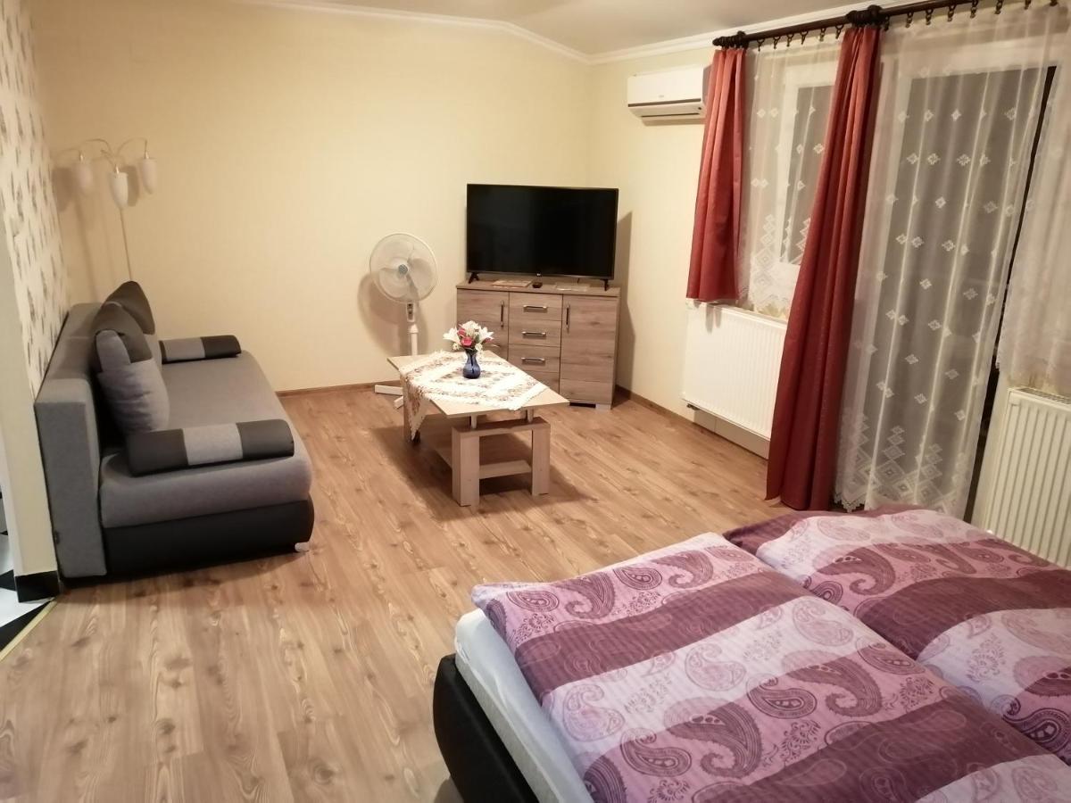 Magdalena Apartmanhaz Heviz Exterior photo